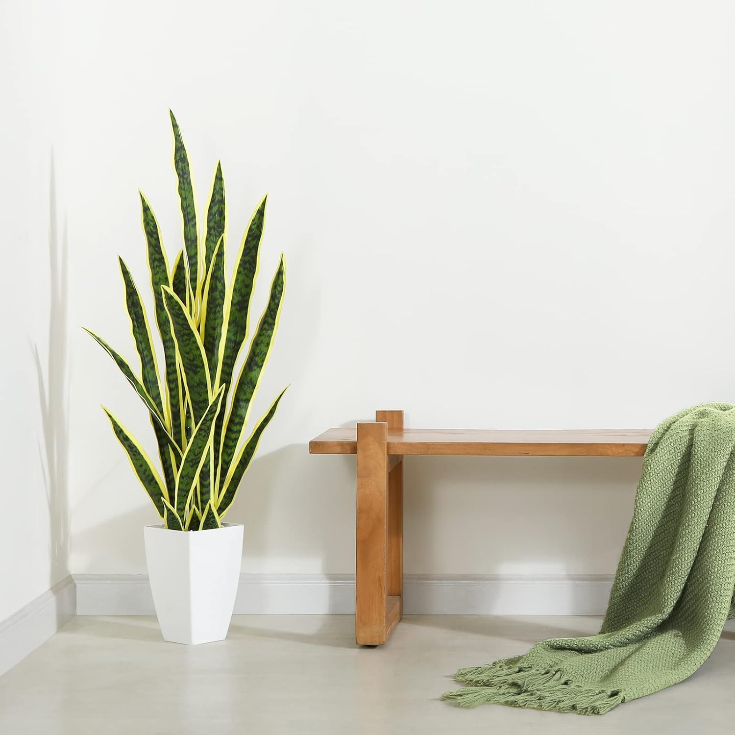 Crosofmi Pianta Finta Sanseveria 110 cm con Vaso, Giallo - immagine 6