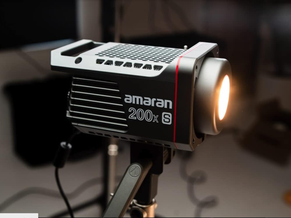Aputure Amaran 200x S - Luce Video LED Bicolore 200W - immagine 6