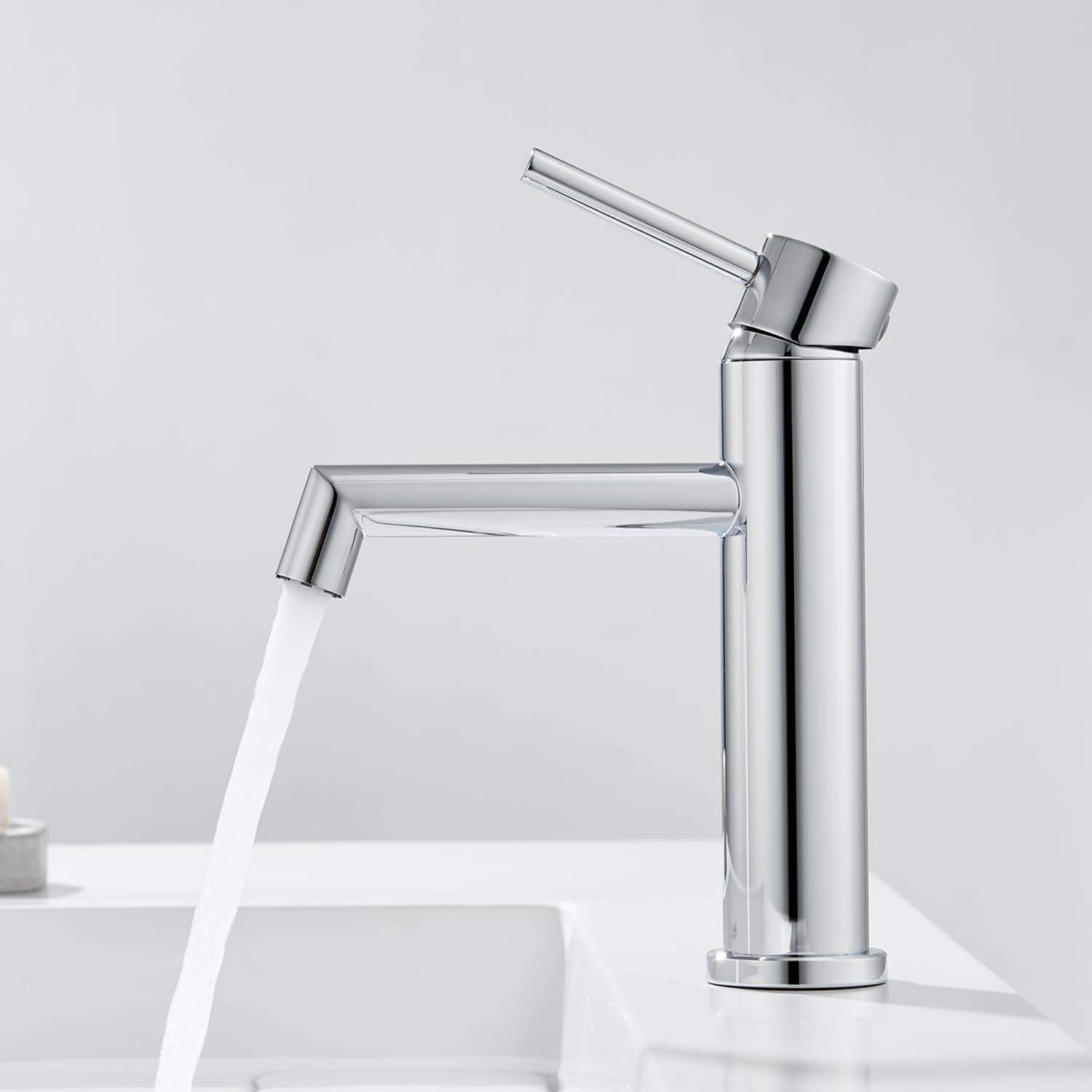 Ulytid Rubinetto Bagno Lavabo, Miscelatore Lavabo Bagno Monocomando Fredda e Calda Regolabile con Aeratore Rimovibile, Rubinetteria Acciaio Inox con Altezza bocca 111 mm, Finitura Cromata, Argento