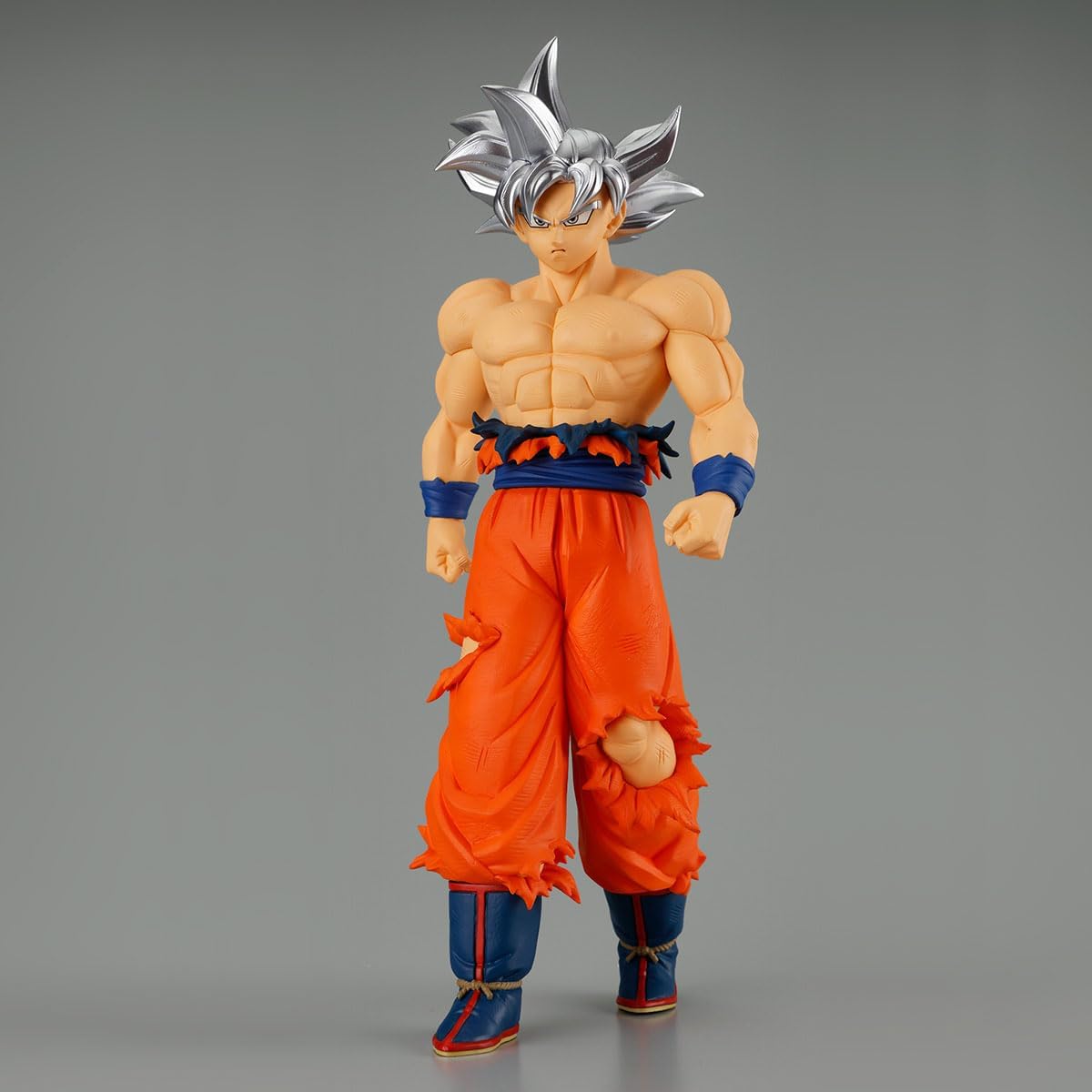 Banpresto BP29520P Action Figure Goku Ultra Instinct 20cm - immagine 3
