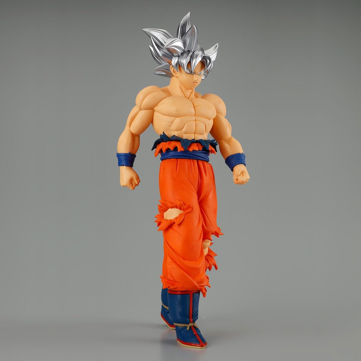 Banpresto BP29520P Action Figure Goku Ultra Instinct 20cm - immagine 4