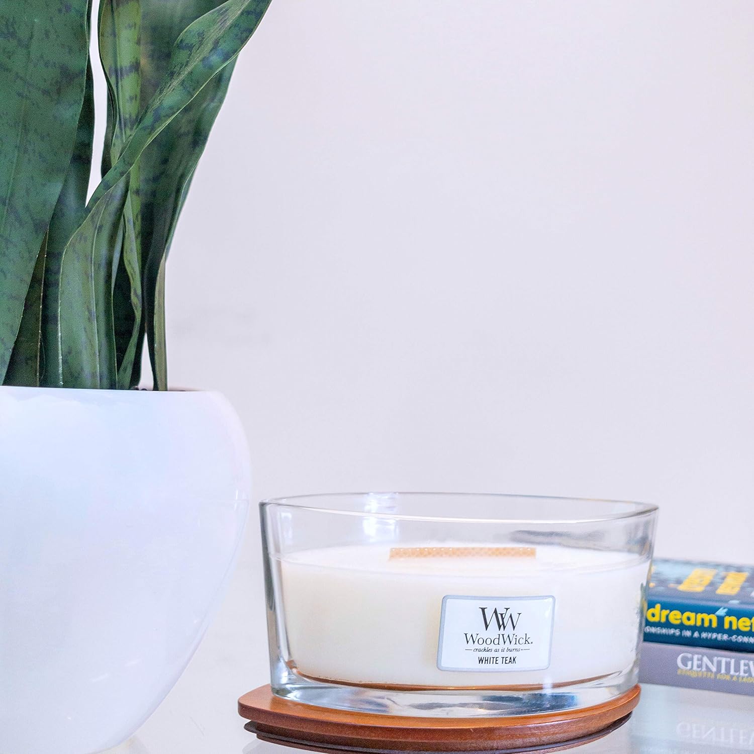 Woodwick Ellipse Candela Profumata Teak Bianco - immagine 8