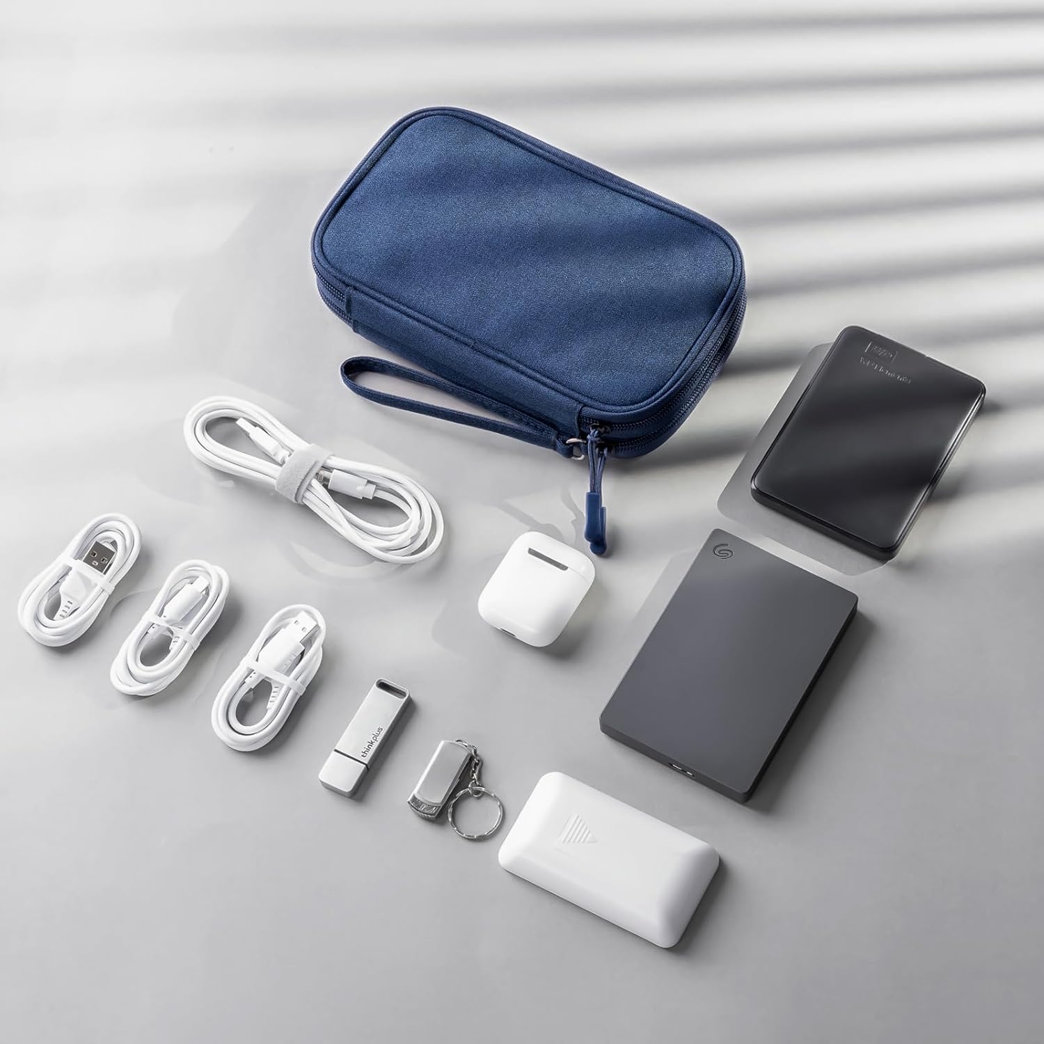 ProCase Porta Cavi da Viaggio a 3 Strati - Marina Blu/S - immagine 4