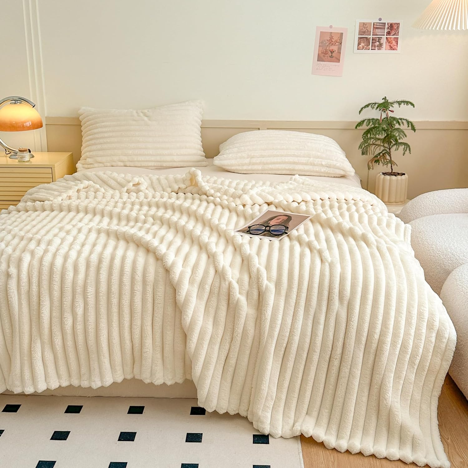 Coperta Calda e Copridivano 150x200cm, Beige - immagine 2