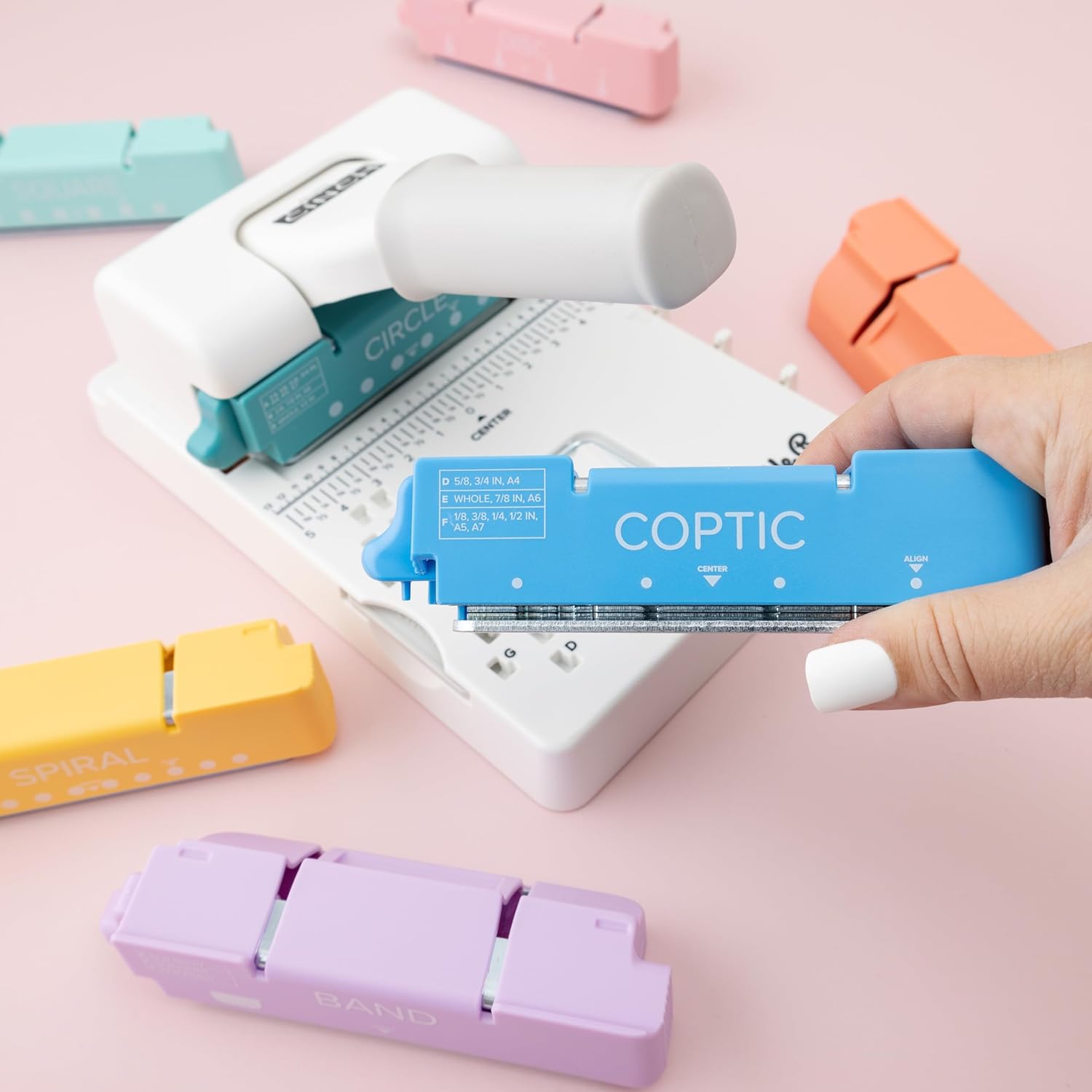 We R Memory Keepers WR Multi Cinch 2:1Circle&Disc - immagine 5