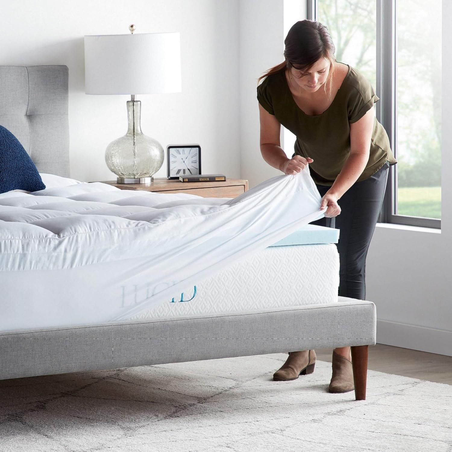 Lucid 4 pollici Down Alternative and Gel Memory Foam Mattress Topper - immagine 3