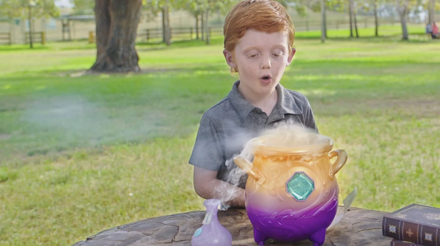 Magic Mixies Magical Misting Cauldron con Peluche Rosa - immagine 8