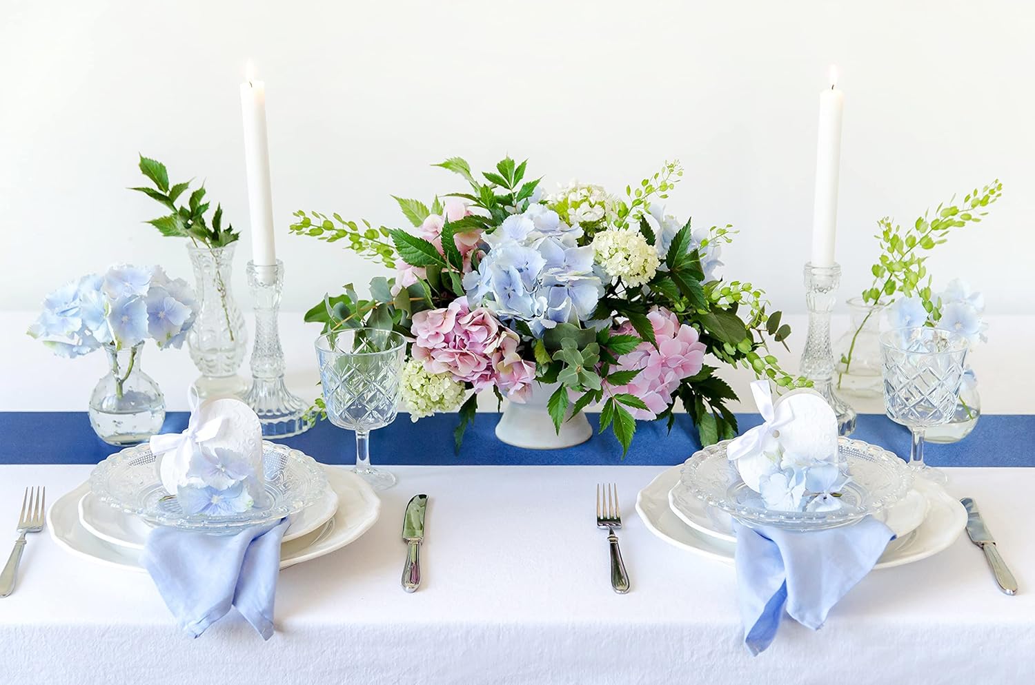 Partydeco Scatoline Bianche con Cuore e Fiocco (50 pz) - immagine 2