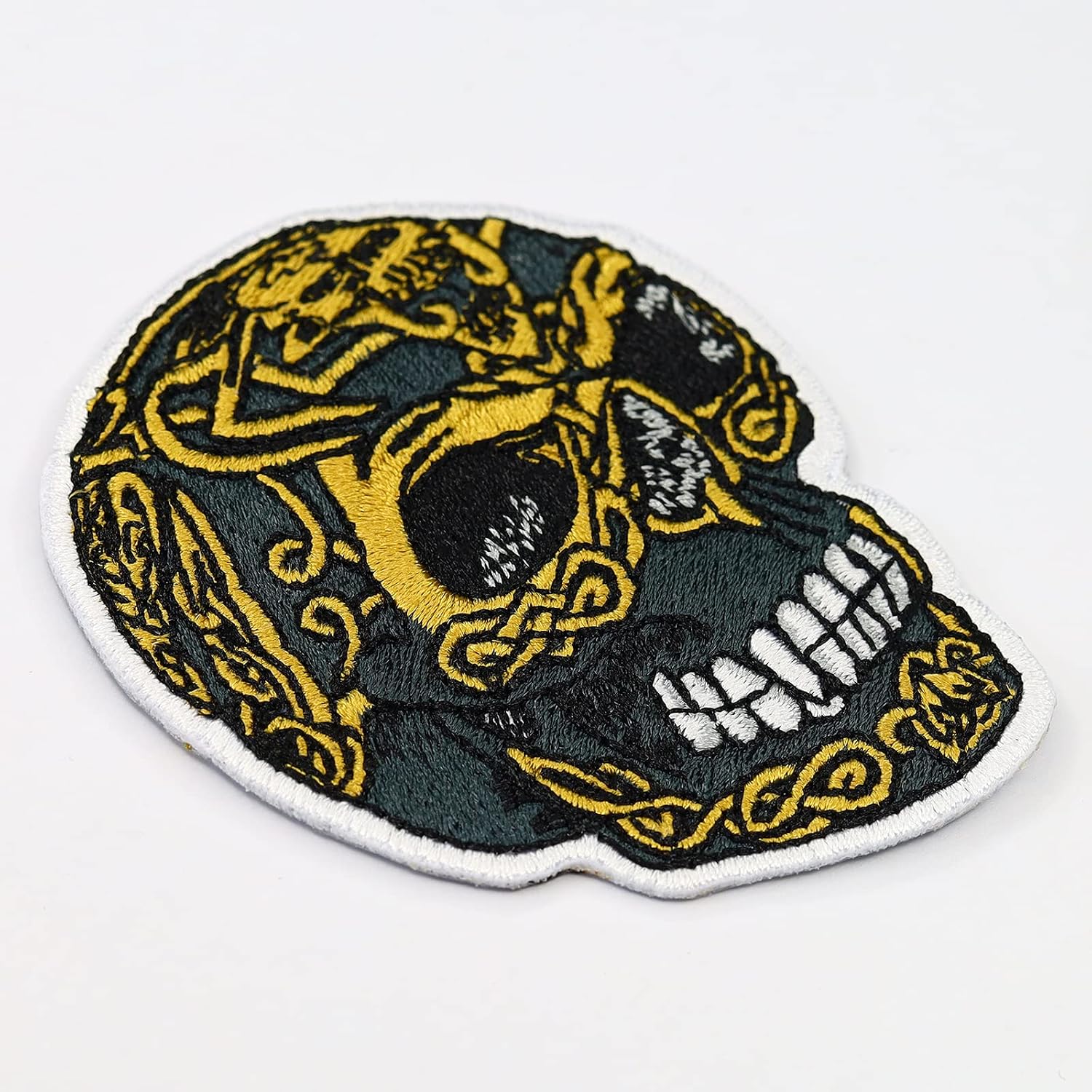 Toppa ricamata ferro o cucitura Teschio dorato Patch pirati Heavy Metal ...