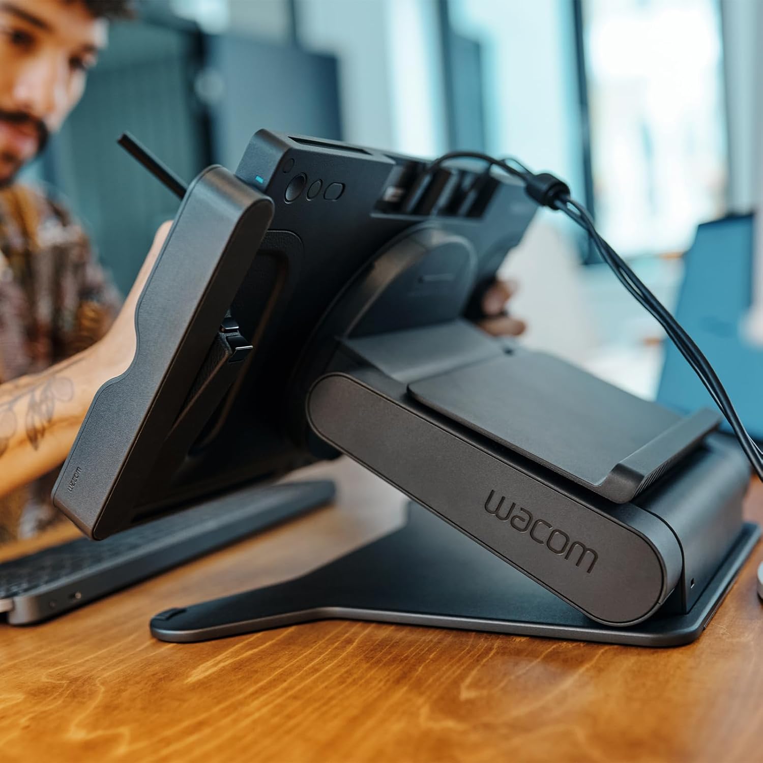 Wacom Cintiq Pro 17 Stand - immagine 3
