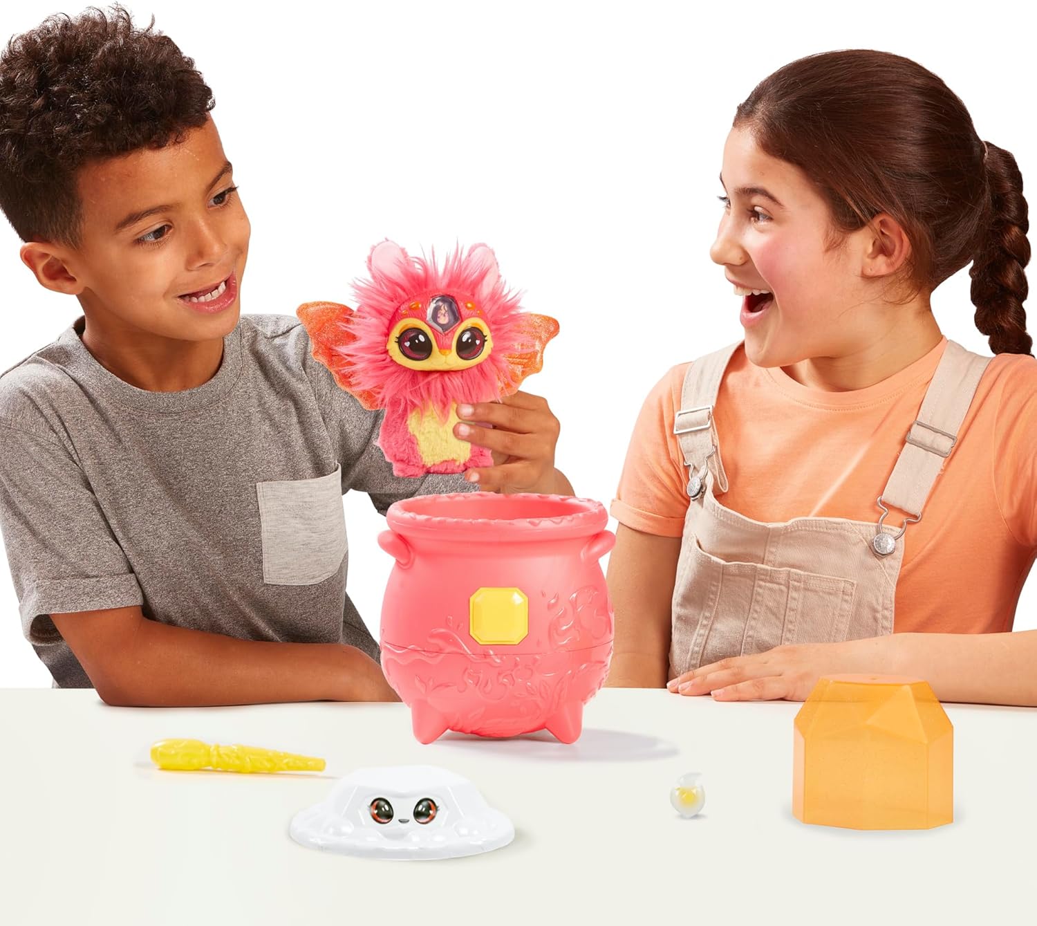 Magic Mixies Magical Gem Surprise Fire Magic Calderon - immagine 5