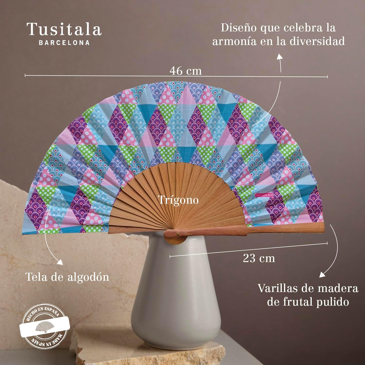 Tusitala Barcelona Ventaglio Legno e Cotone Patchwork - immagine 6