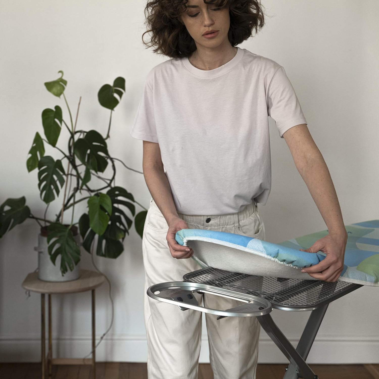 Vileda Premium 2in1 Copriasse da Stiro Universale, Azzurro - immagine 2