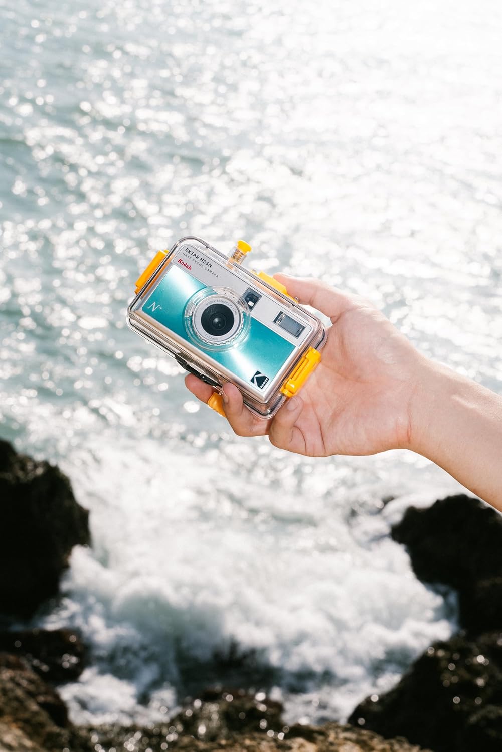 Kodak EKTAR H35N Half Frame Film Camera Kit Premium, Argento - immagine 2