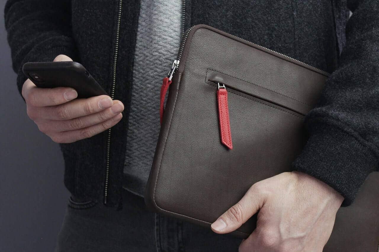 Pack & Smooch Custodia per MacBook Air 15 in Pelle - immagine 2