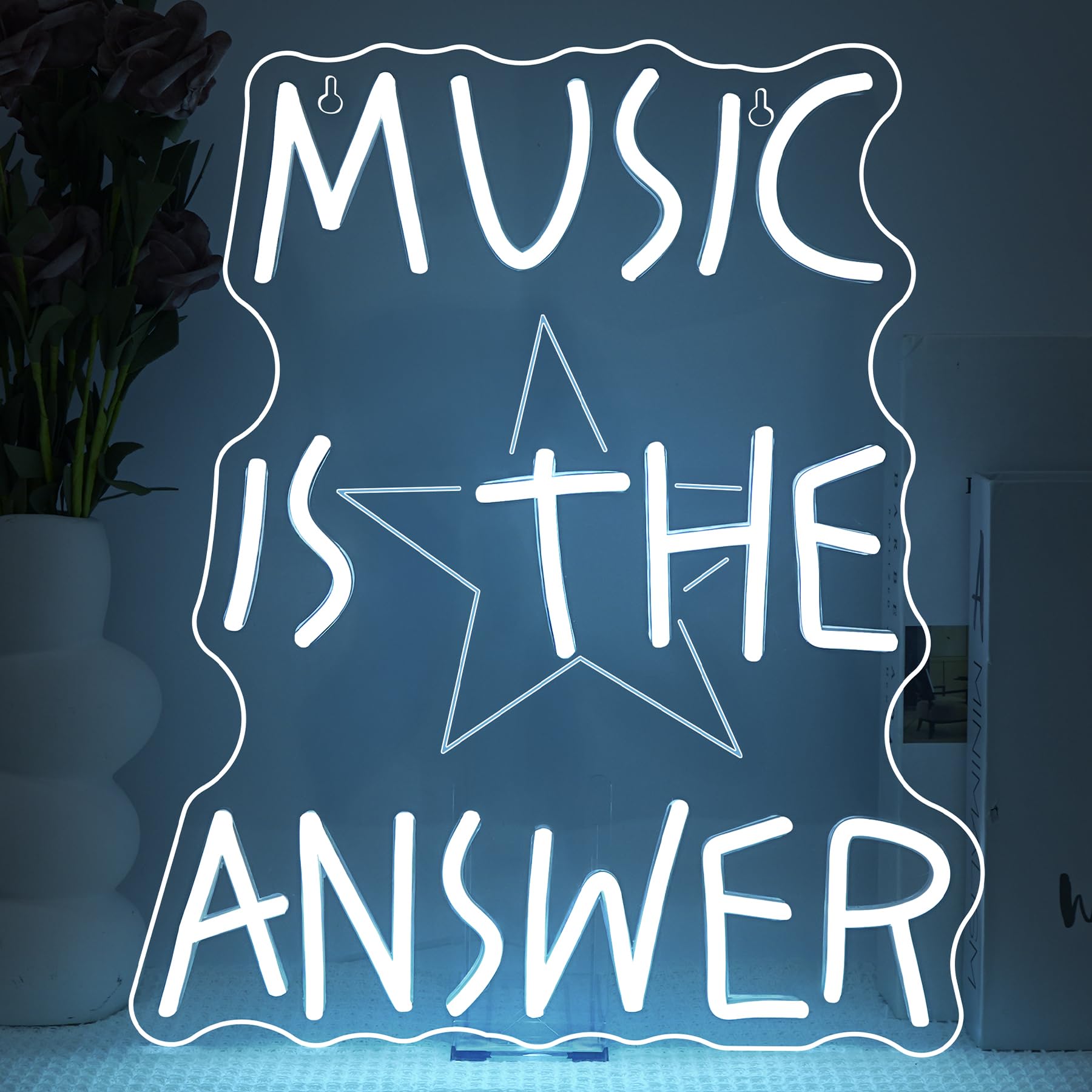 Music Is The Answer - Scritta Neon LED Pentagramma