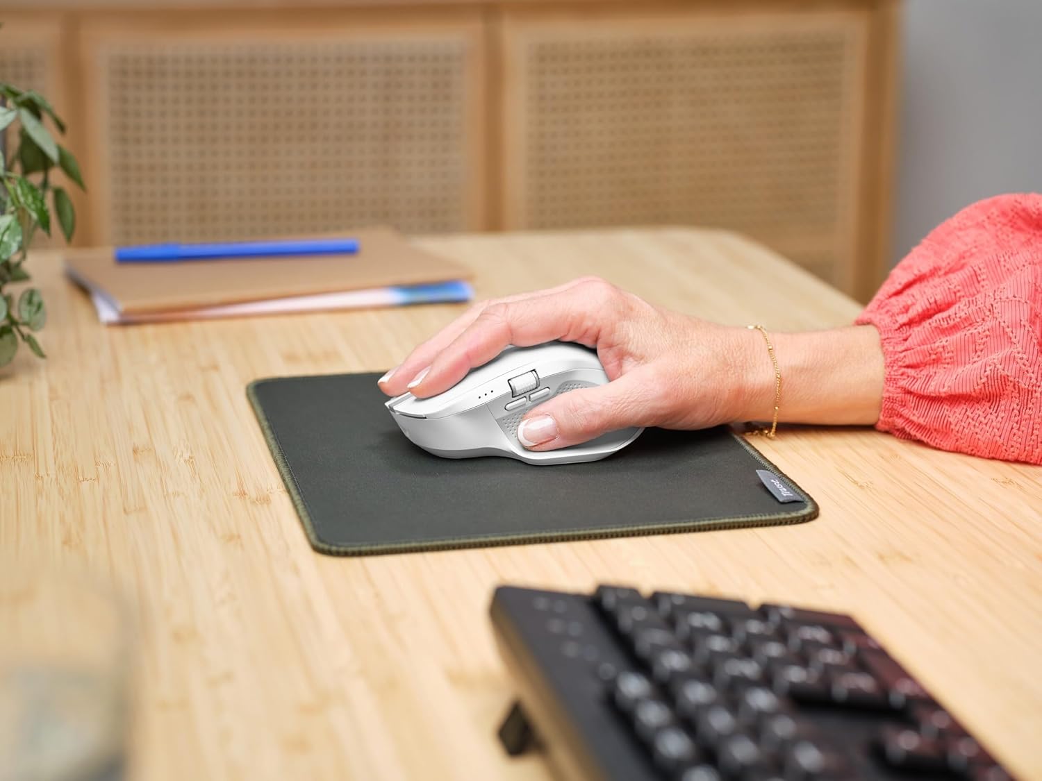 Trust Ozaa+ Mouse Wireless Bluetooth + 2.4GHz, Bianco - immagine 10