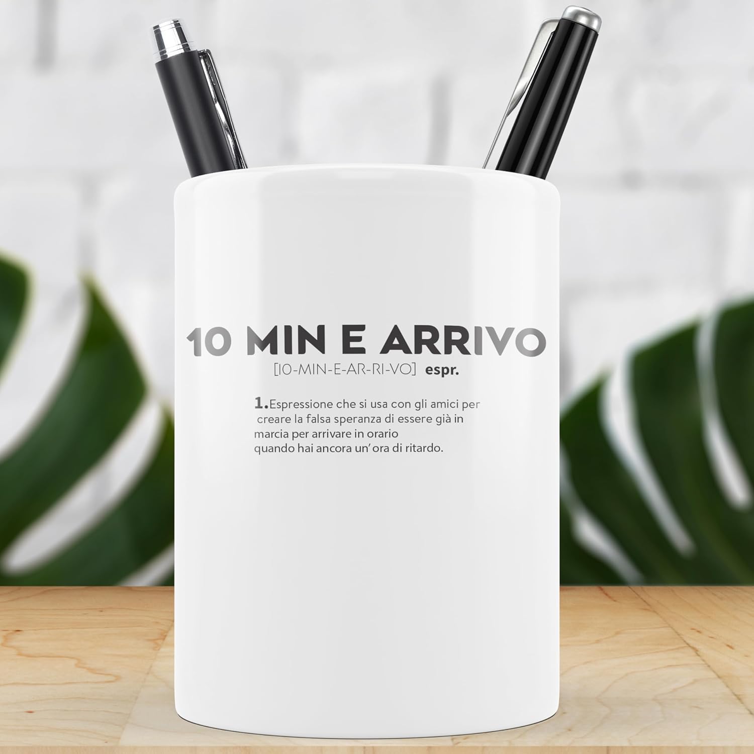 Tazza Mug '10 MIN E ARRIVO' - Regalo Divertente - immagine 3