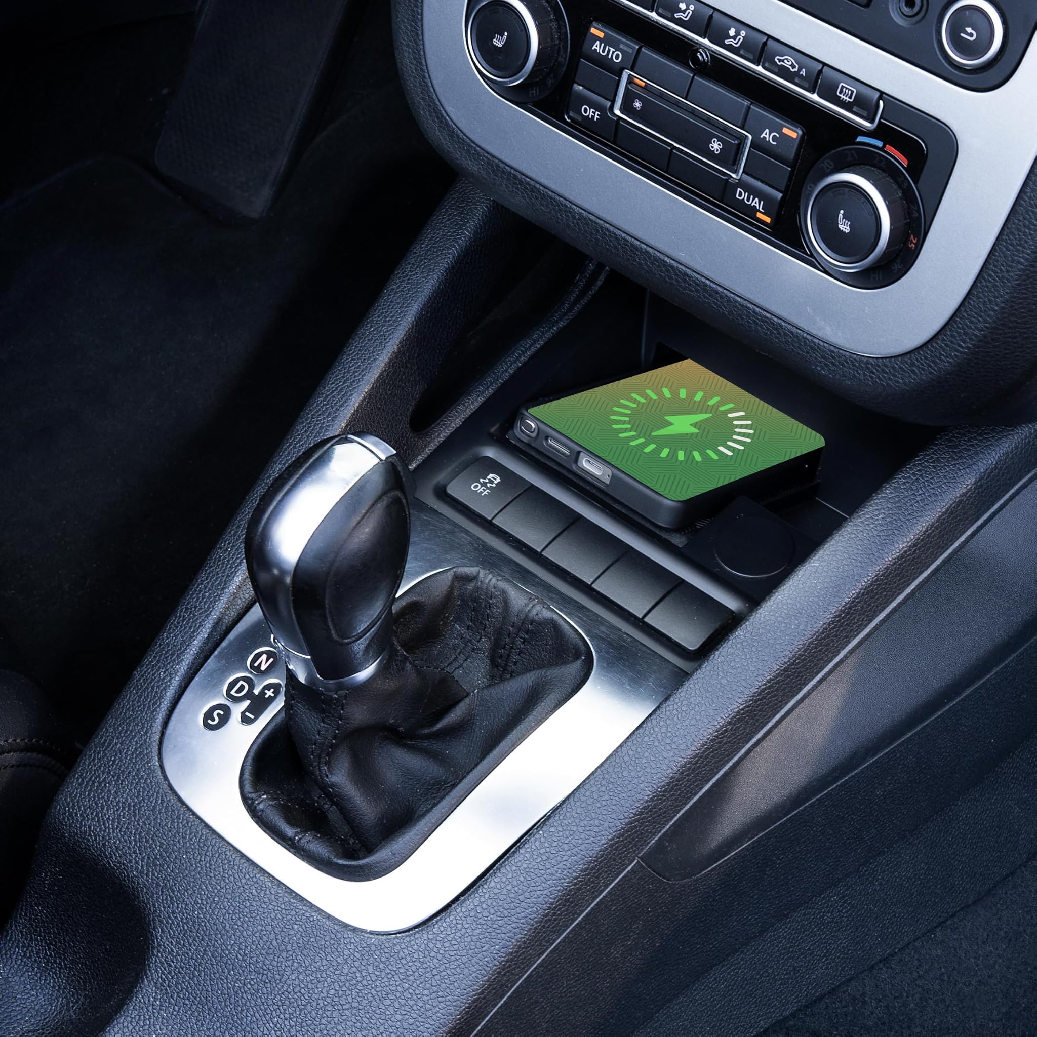 Inbay Supporto Cellulare Wireless 15W per VW Golf V/VI