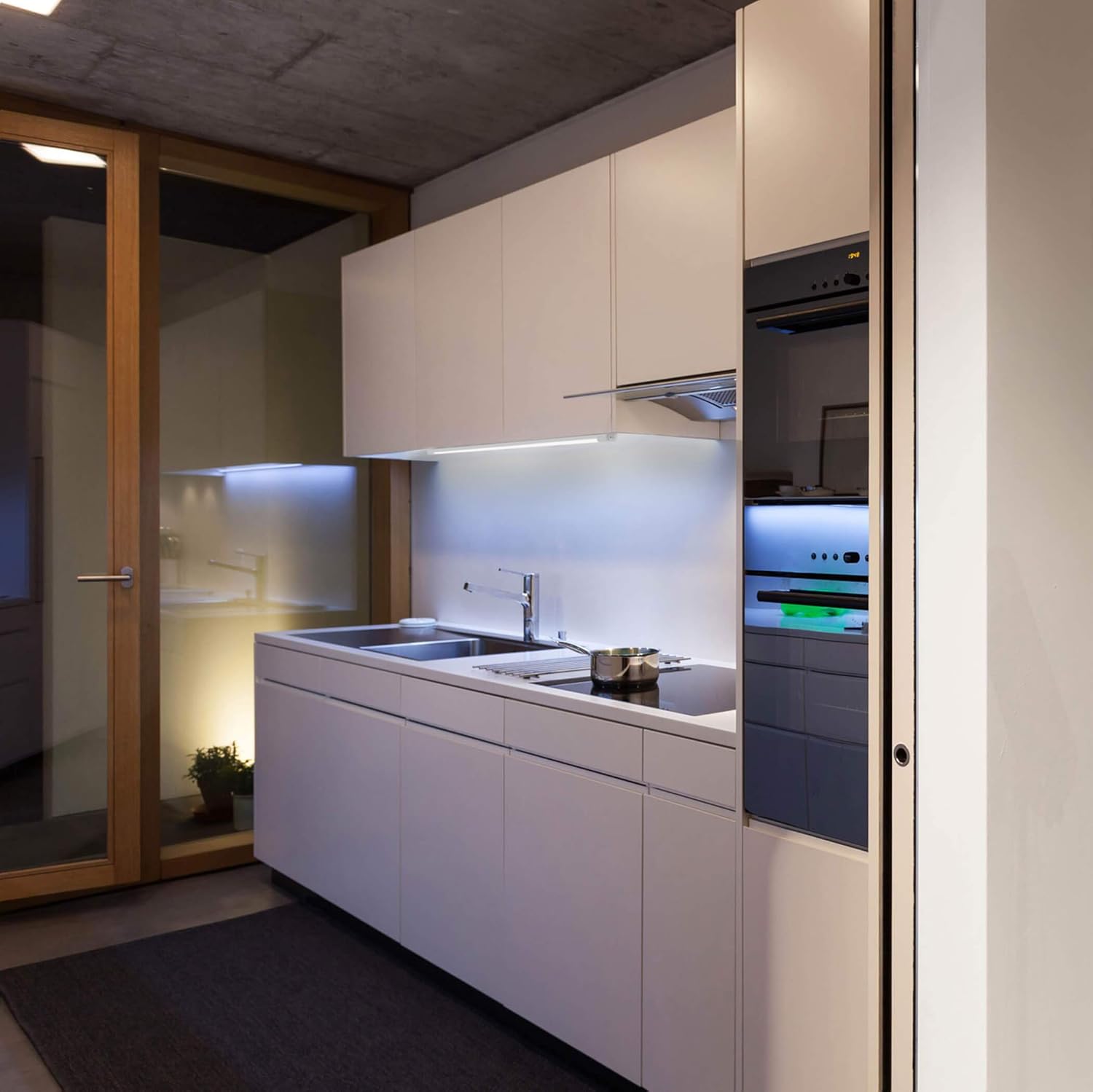 Sebson® LED Sottopensile con Interruttore e Prese 80cm - immagine 5