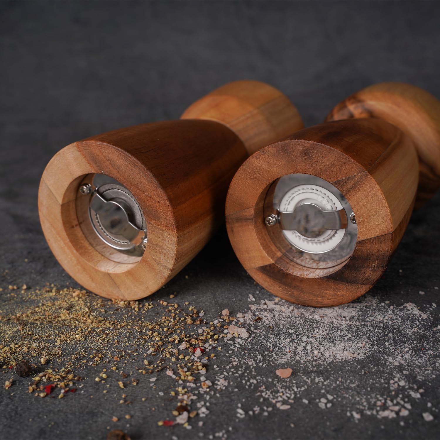 Set Macina Sale e Pepe con Vassoio, Legno di Acacia - immagine 4