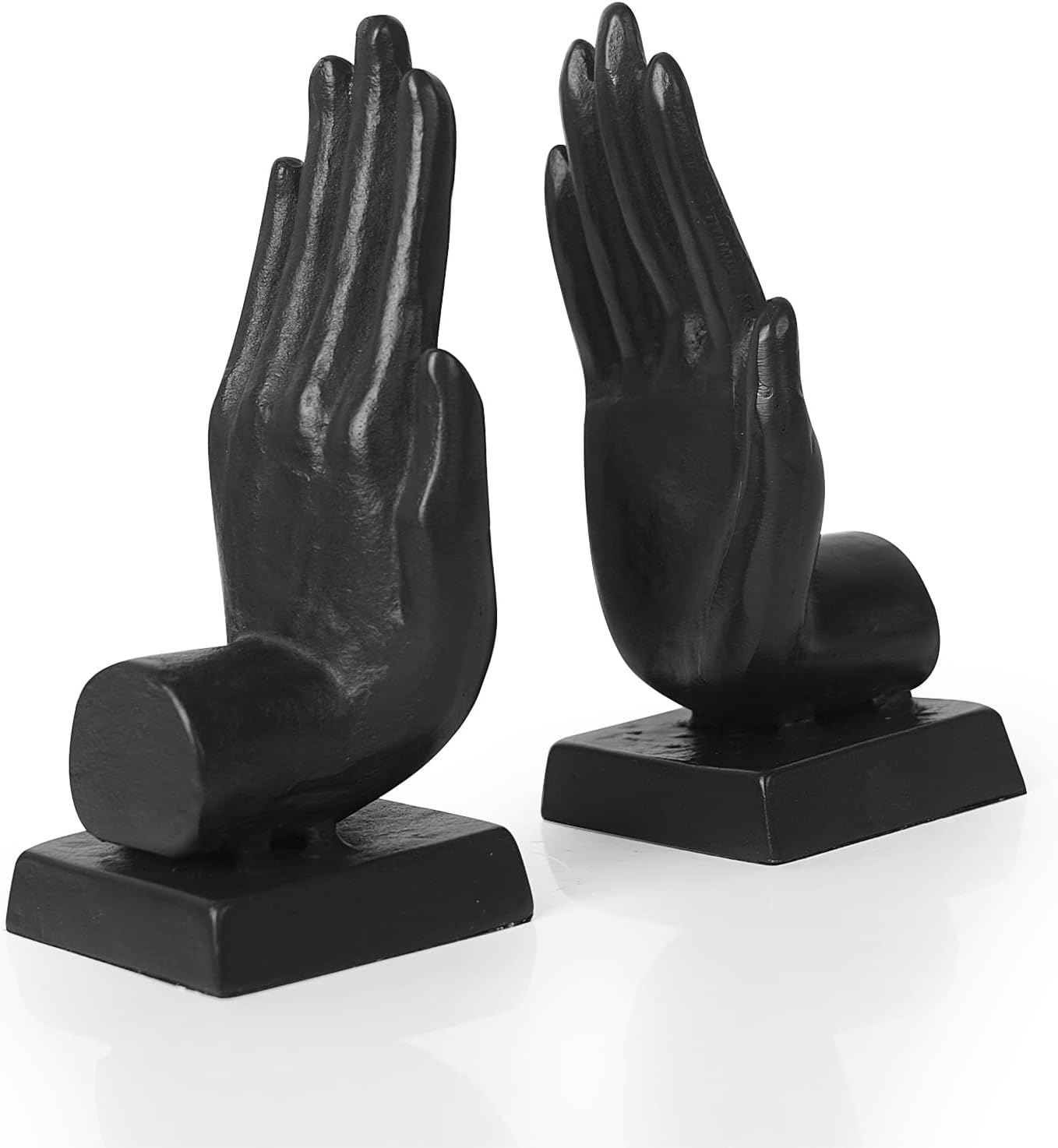 Aoneky Reggilibri a Mani in Ghisa