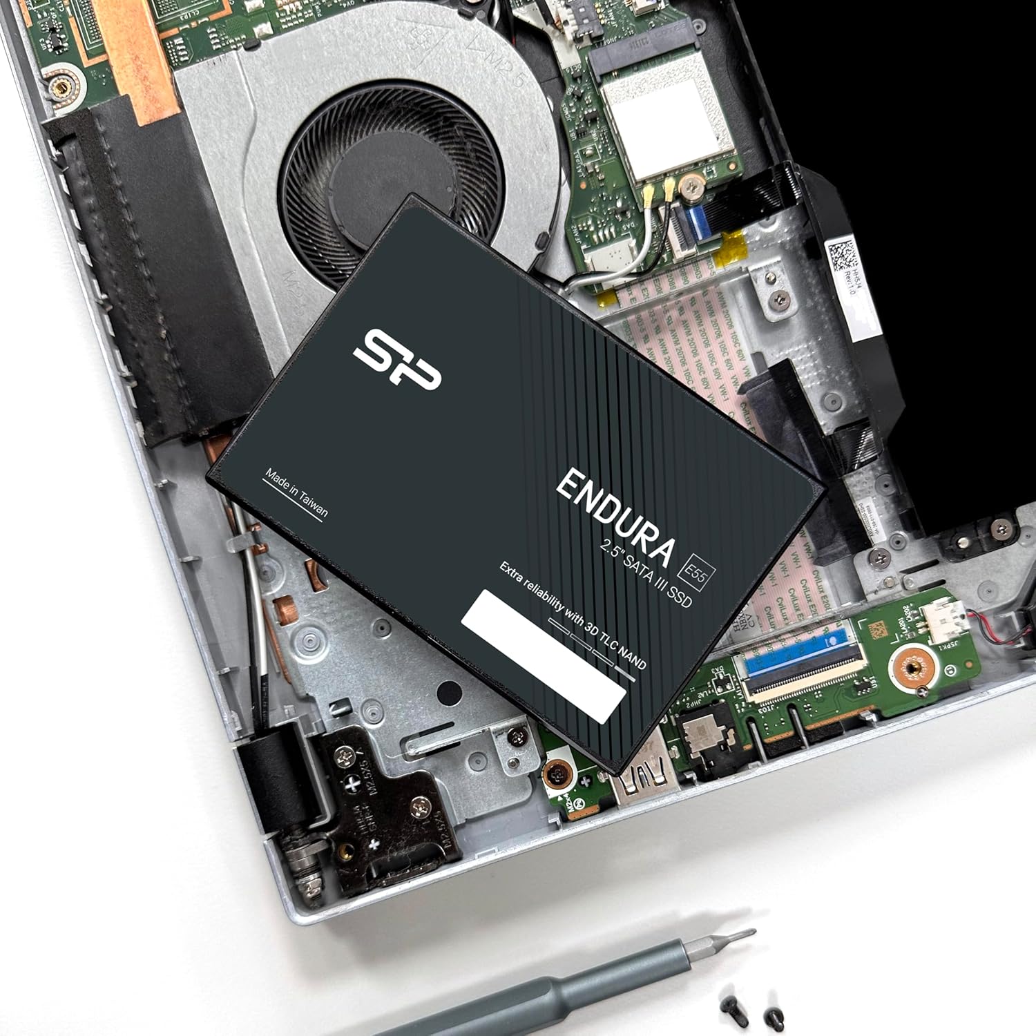 Silicon Power E55 1TB SSD Interno 2.5" SATA III - immagine 5