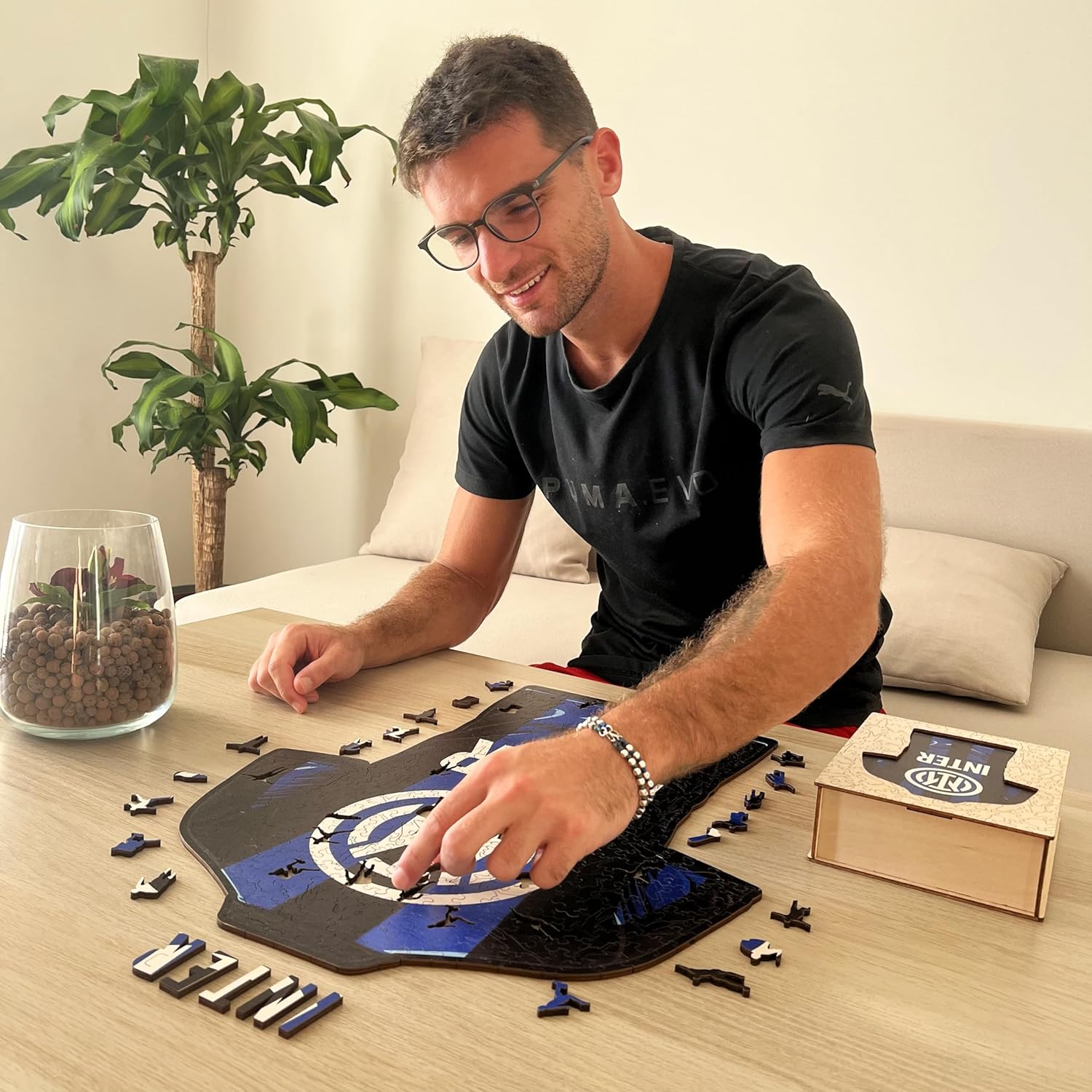 Iconic Puzzles - Inter Jersey - Puzzle in Legno 150 pezzi - immagine 3
