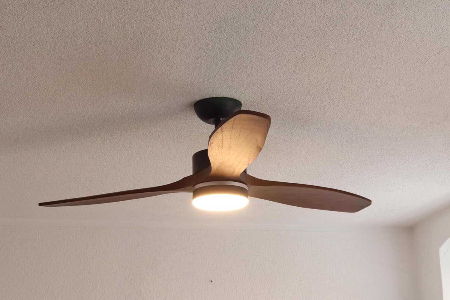 Ventilatore da Soffitto Notos 132cm con Luce LED - immagine 9