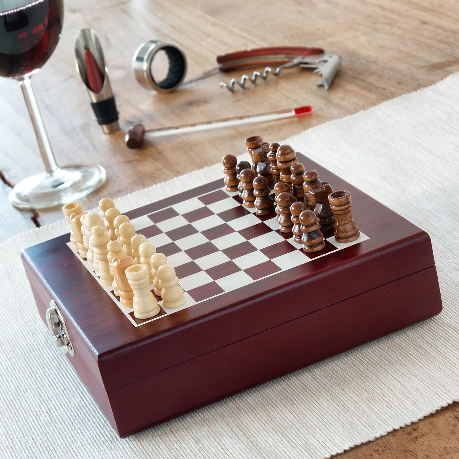 InnovaGoods Kit Accessori Vino e Gioco Scacchi, Marrone - immagine 3