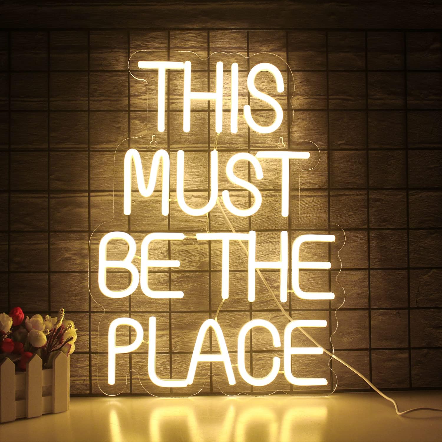 This Must Be The Place - Cartello Neon LED Bianco Caldo - immagine 1