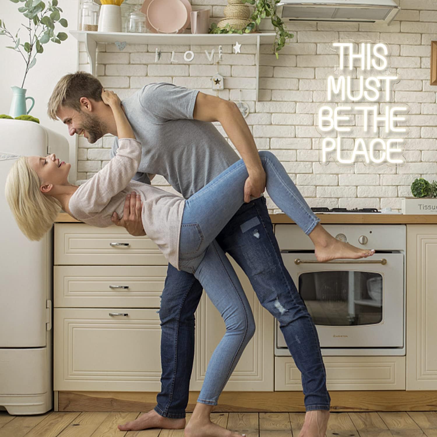 This Must Be The Place - Cartello Neon LED Bianco Caldo - immagine 5