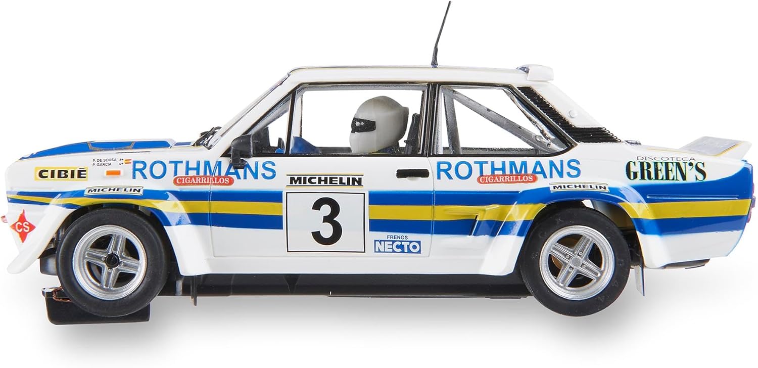 Scalextric - Veicolo da Corsa Classic 1:32 (Abarth 131) - immagine 3