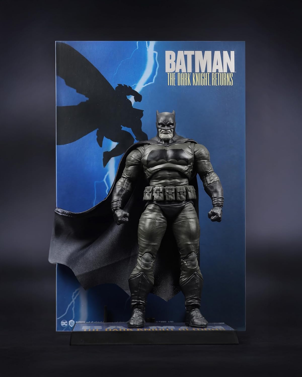 McFarlane DC Multiverse Batman (The Dark Knight Returns) - immagine 2