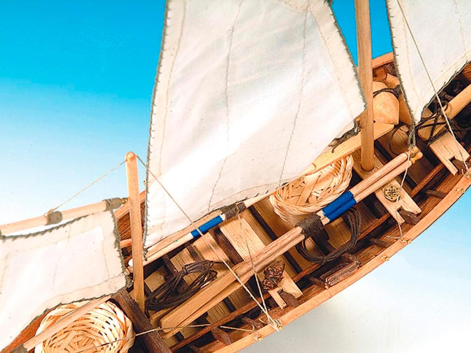 Artesanía Latina - Modellino Barca da Pesca Doris Francese - immagine 4